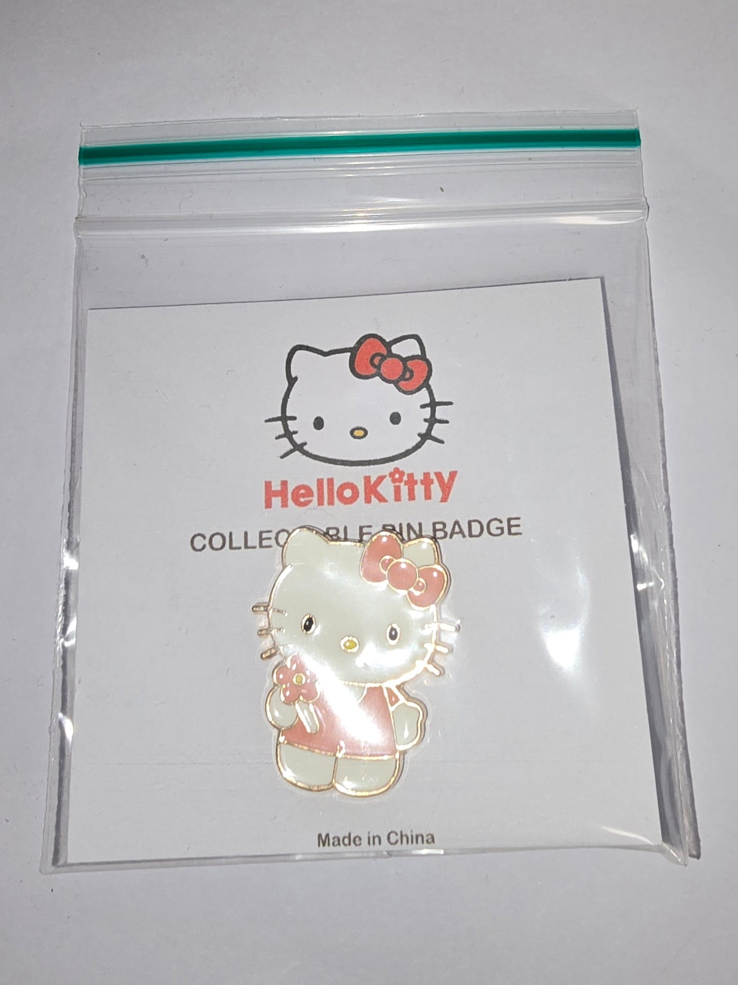 Hello Kitty Pin Badge