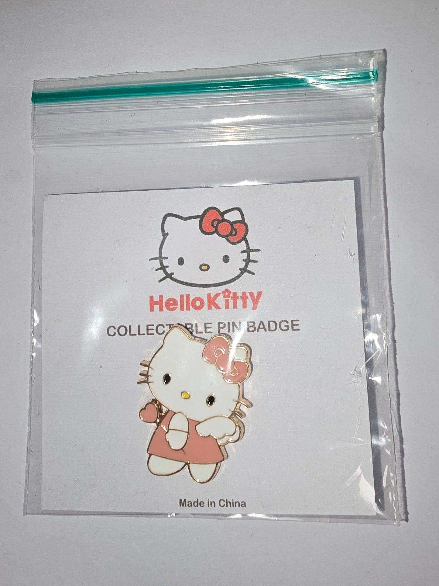 Hello Kitty Pin Badge