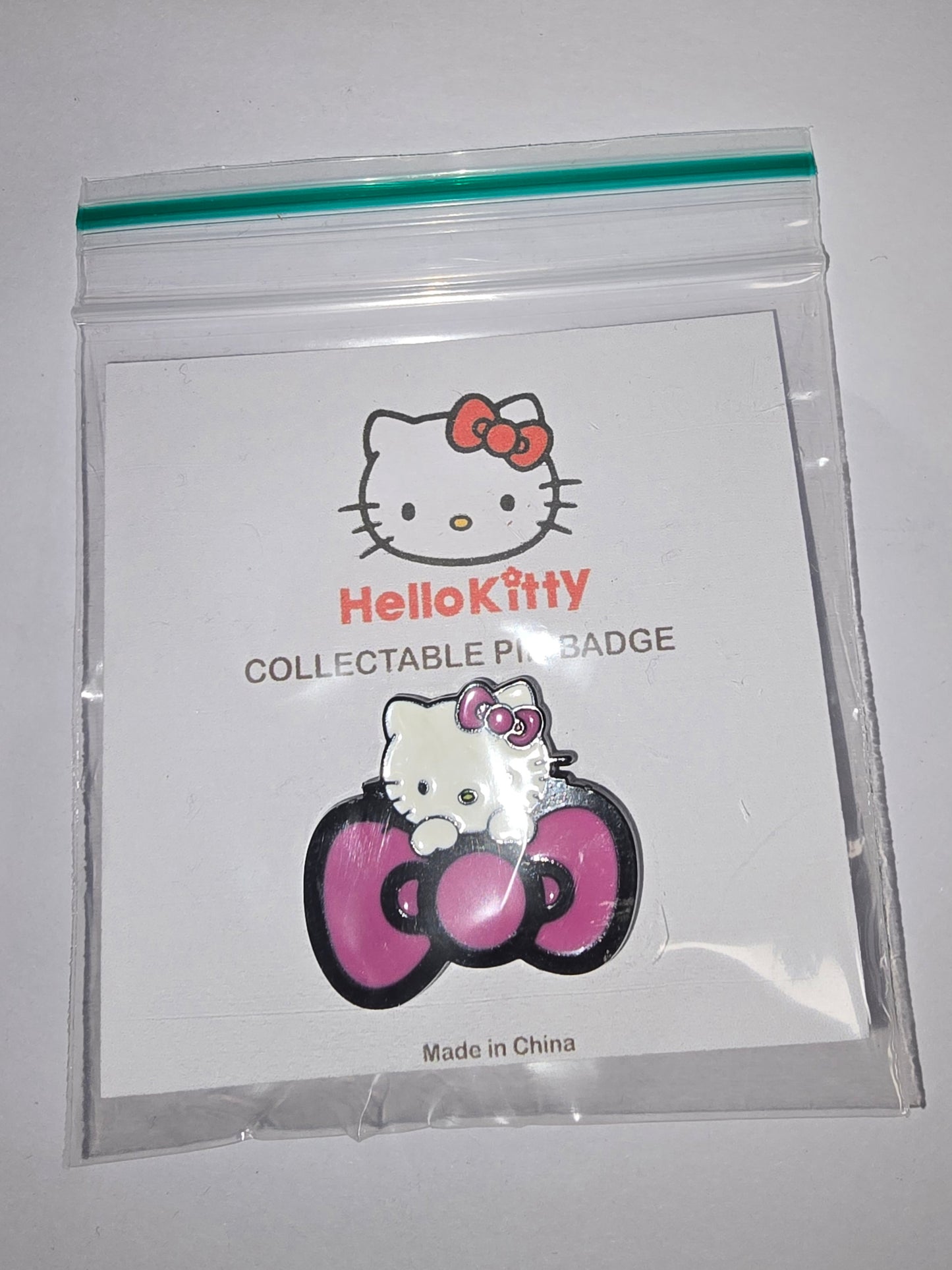 Hello Kitty Pin Badge