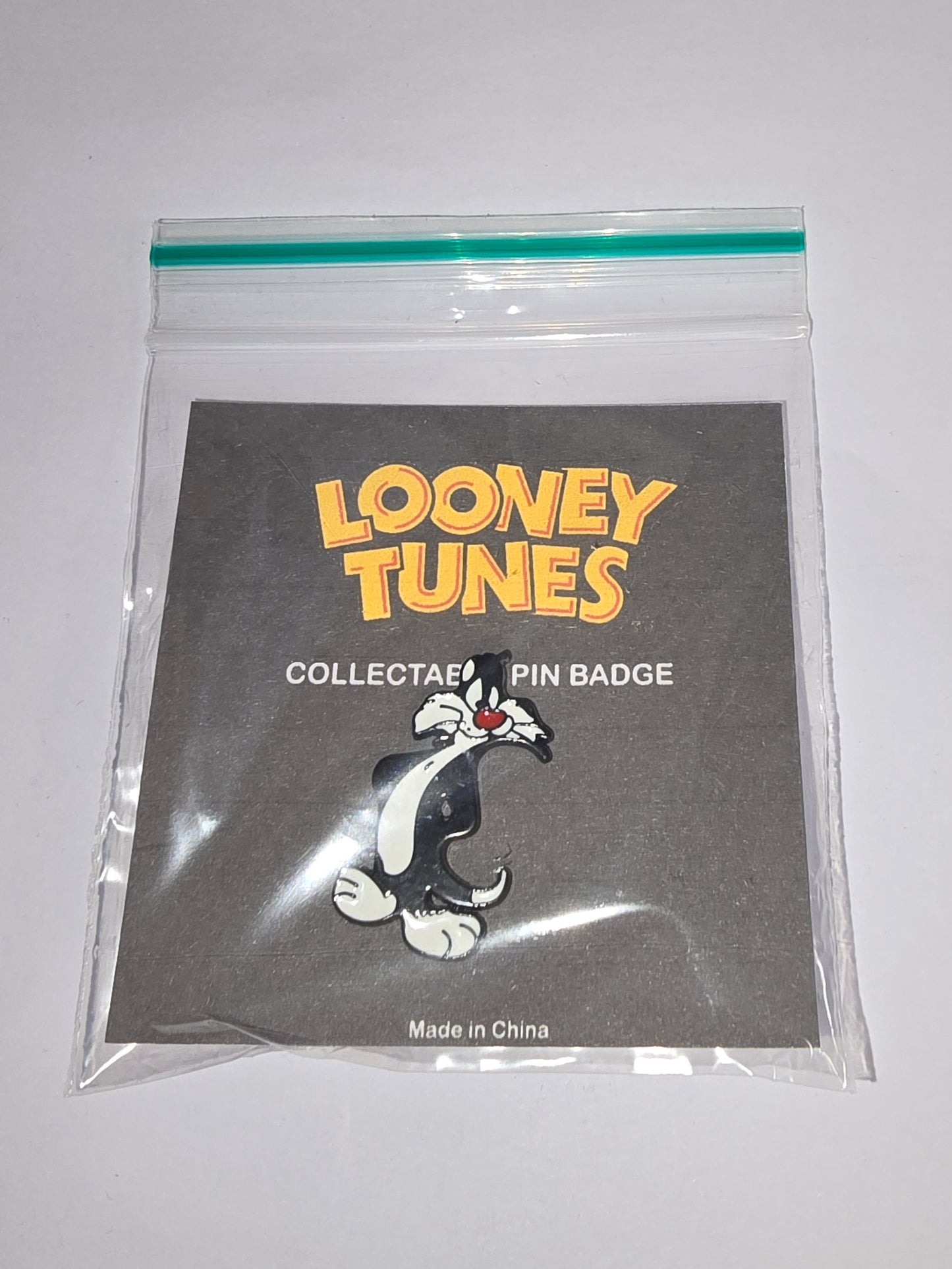 Looney Tunes Pin Badge